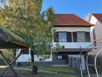 Kecskemét, Petőfivárosi, CSOK igénybe vehető, nem lakott 3 szoba + nappalis családi ház eladó (106362-thumb)